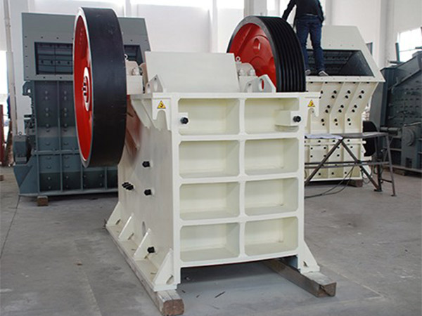 69破碎機，是PE系列顎式破碎機中的一個常用型號