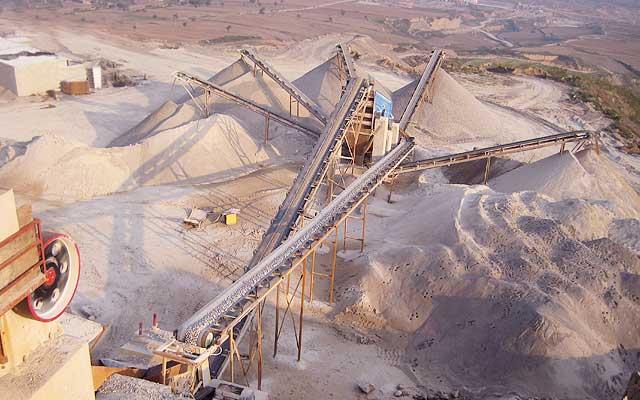 石料破碎生產(chǎn)線設備