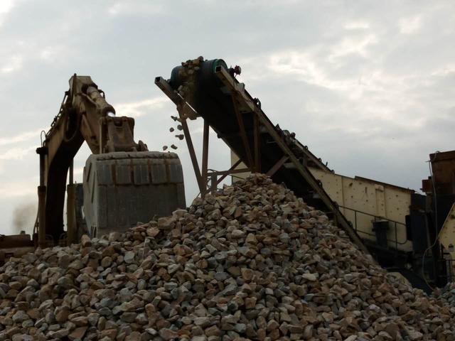 河砂一砂難求，機制砂“走紅”，你不了解可不行！