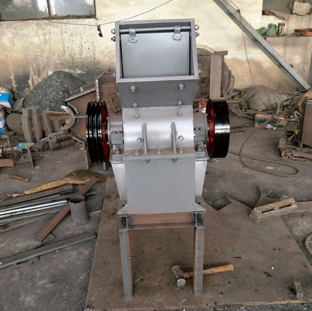 錘式破碎機(jī)