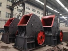 合理選擇錘頭材料,提高錘式破碎機的錘頭壽命