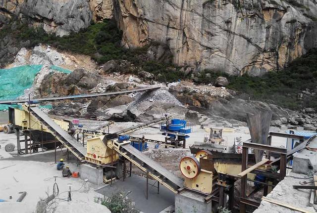 開(kāi)一個(gè)石料廠、砂石廠的利潤(rùn)如何？需要哪些破碎制砂設(shè)備?