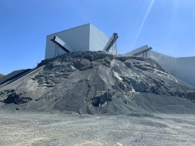 砂石生產(chǎn)線怎么配備適合的制砂設(shè)備？