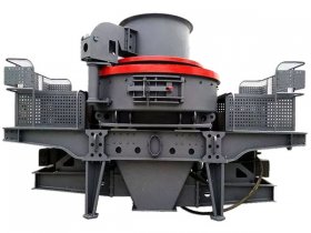 如何選擇鵝卵石制砂設(shè)備？