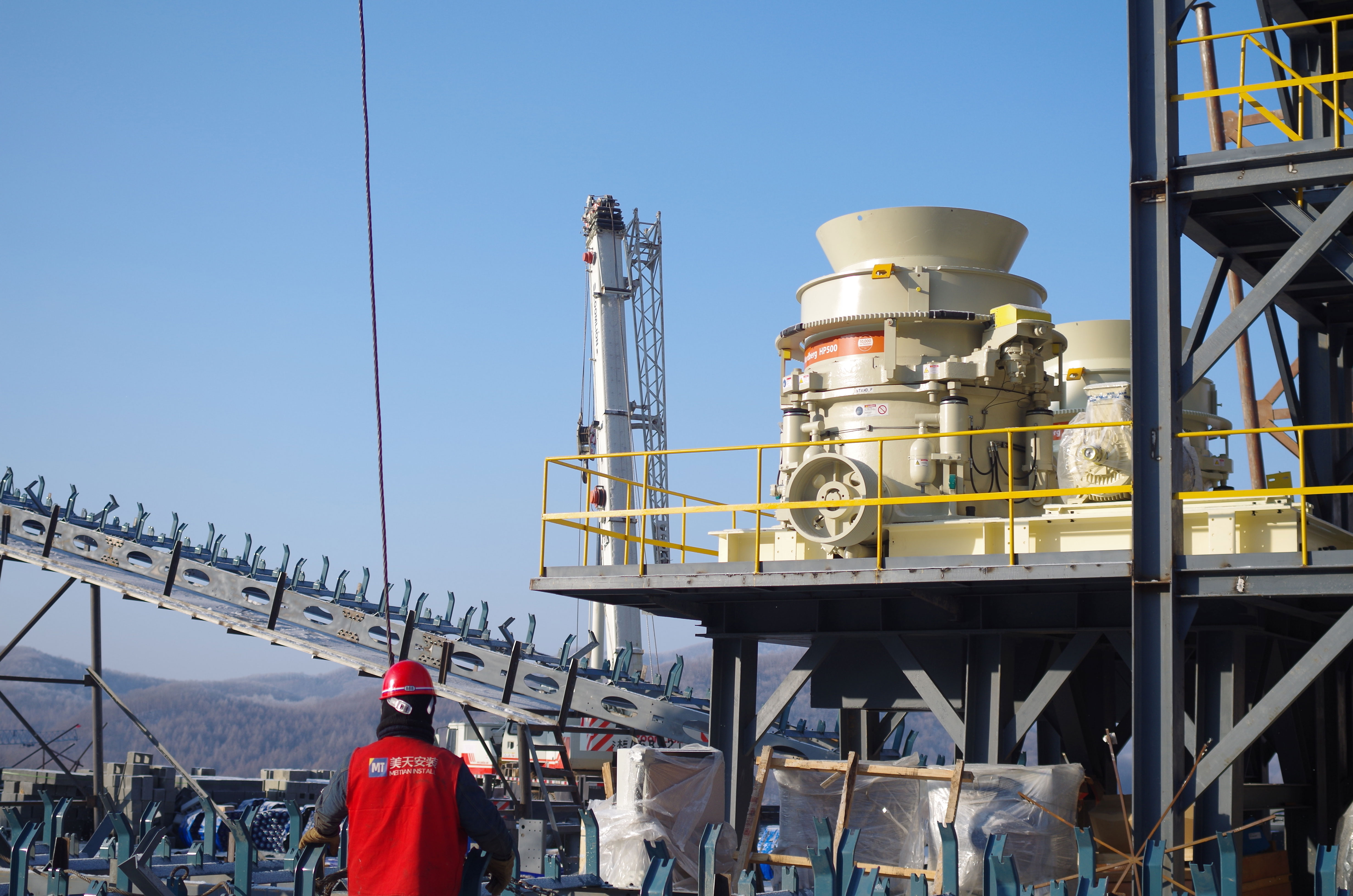 時產200噸花崗巖骨料都需要哪些破碎機