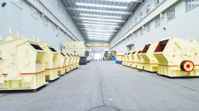 破碎機的入料粒度大小會對設(shè)備有哪些影響？