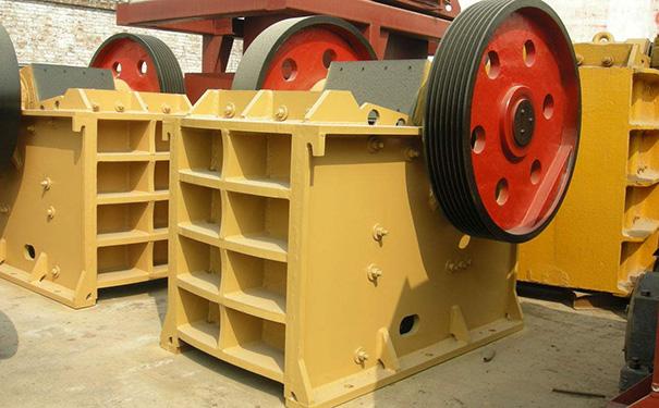 顎式破碎機(jī)